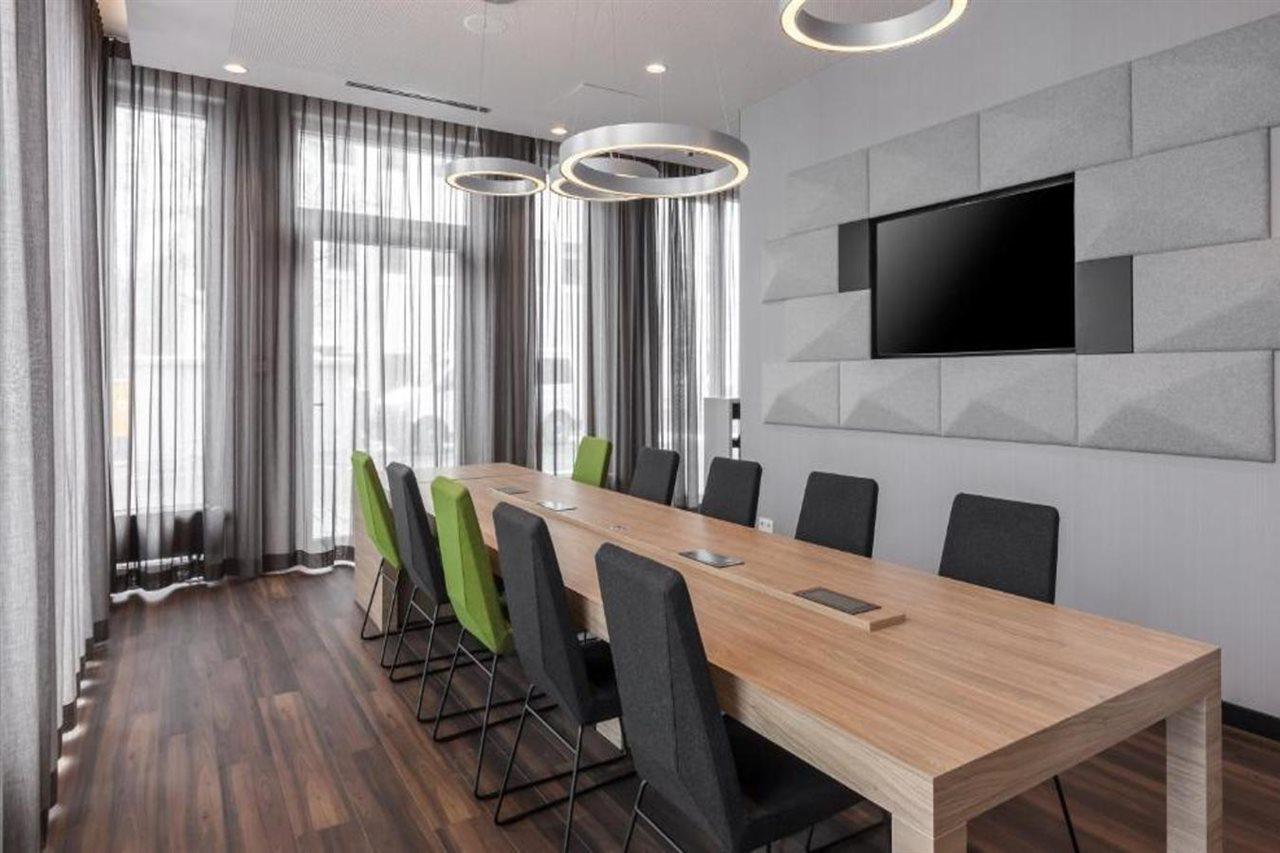Express : - Ost Hotel München