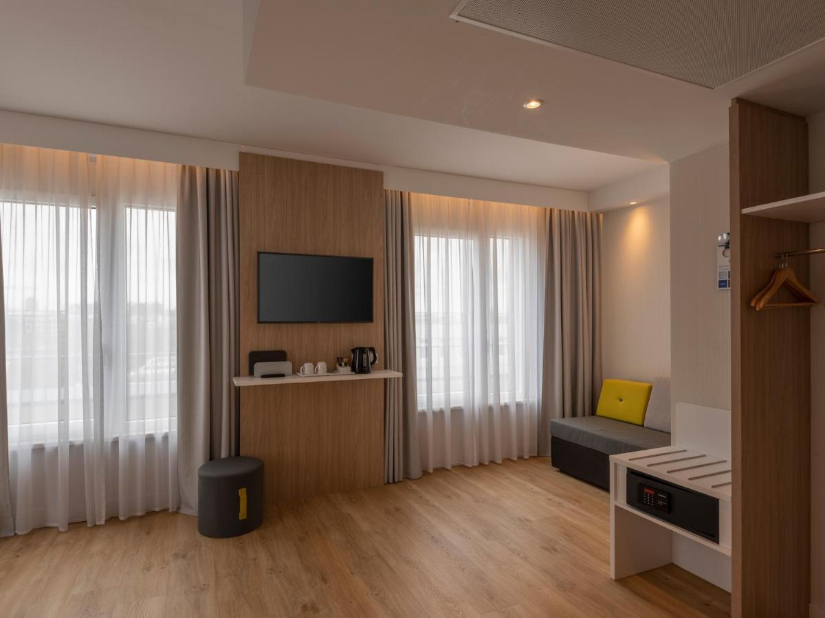 Express : - Ost Hotel München